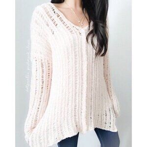 ASTR The Label Light Pink Crochet Knit V-Neck Sweater Women's Size M Open Weave